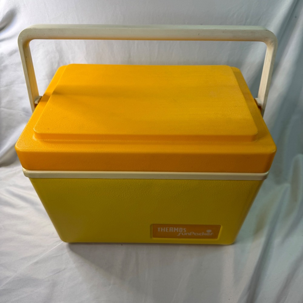 Vintage Thermos SunPacker Cooler Model 7718 Yellow Orange 11 Qt 10L Made in USA - Picture 2 of 13